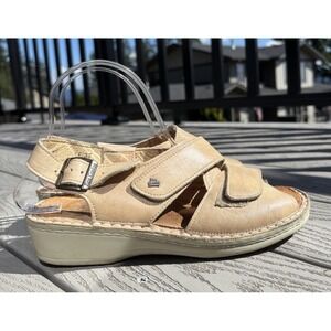 Finn Comfort Sandals Womens Size 7 Gomera Strappy Slingback Buckle Beige Leather